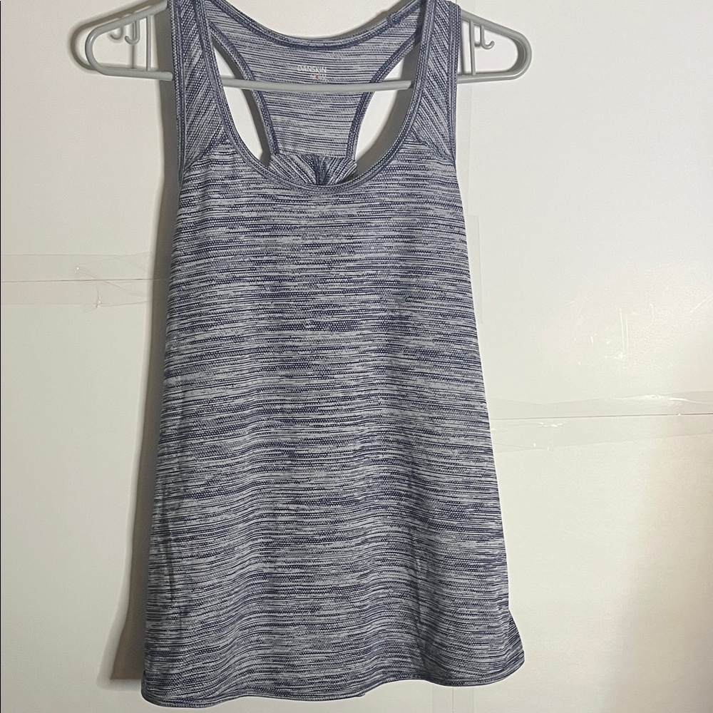 😄Workout tank Danskin now Xl